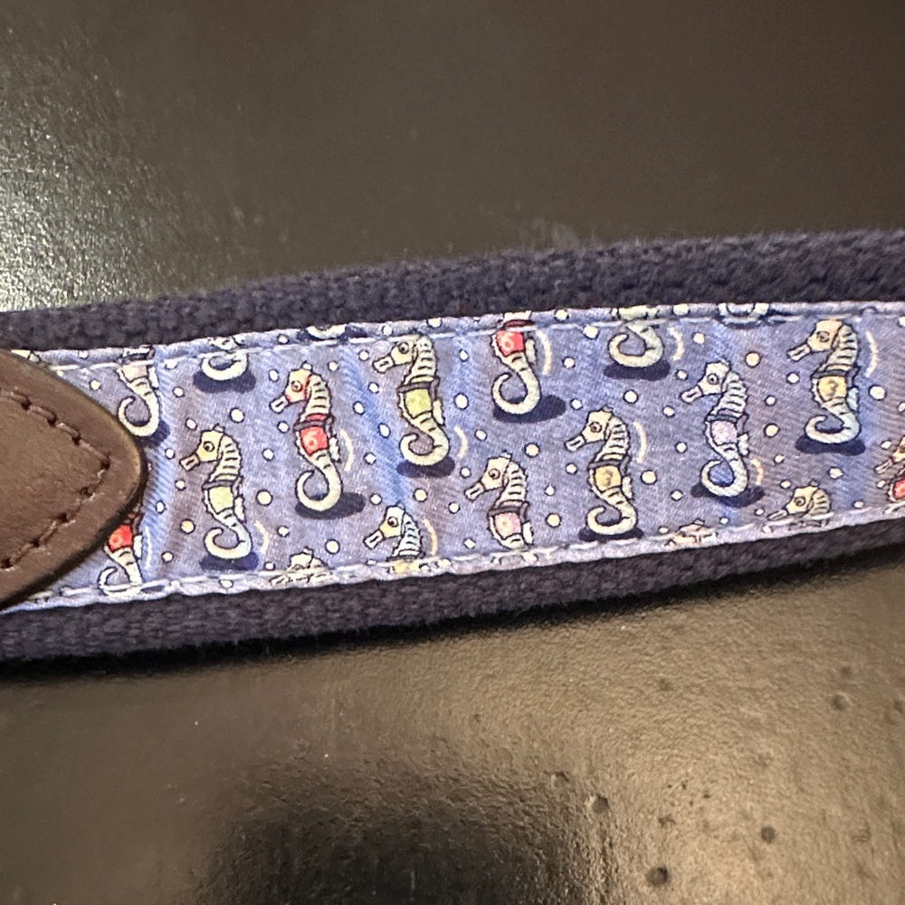 Vineyard Vines For Kentucky Derby Seahorse Pattern belt men’s 34